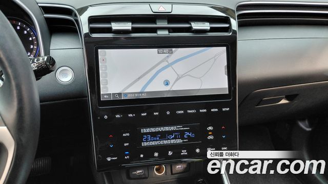 Hyundai Tucson (NX4) Gasoline 1.6 Turbo 2WD Premium 2023 — фото 13