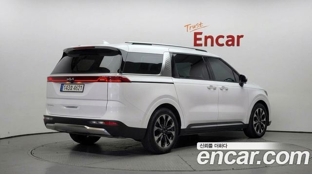 Kia Carnival (IV) Gasoline 9-Seater Signature 2023 — фото 2