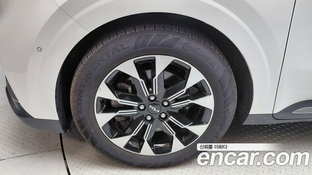 Kia Carnival (IV) Gasoline 9-Seater Signature 2023 — фото 5