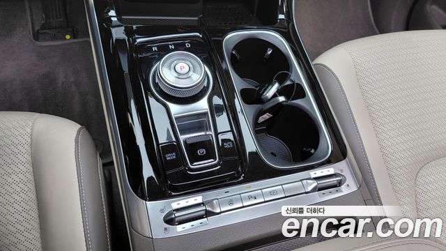 Kia Carnival (IV) Gasoline 9-Seater Signature 2023 — фото 9