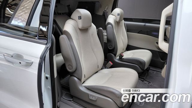 Kia Carnival (IV) Gasoline 9-Seater Signature 2023 — фото 11
