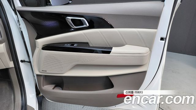 Kia Carnival (IV) Gasoline 9-Seater Signature 2023 — фото 25