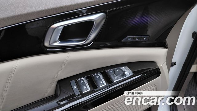 Kia Carnival (IV) Gasoline 9-Seater Signature 2023 — фото 27