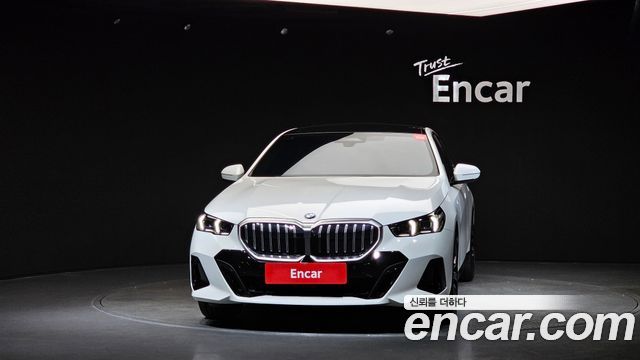 BMW 5 Series (G60) 530i xDrive M Sport 2025 — фото 3