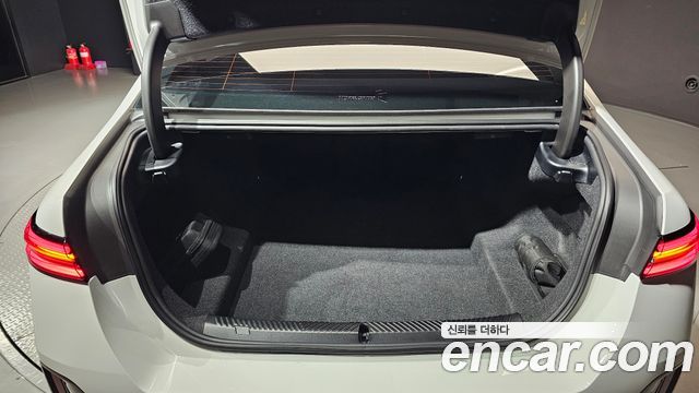 BMW 5 Series (G60) 530i xDrive M Sport 2025 — фото 32