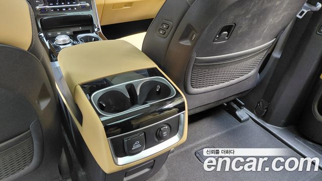 Kia Carnival (IV) Gasoline 7-Seater Signature 2023 — фото 31