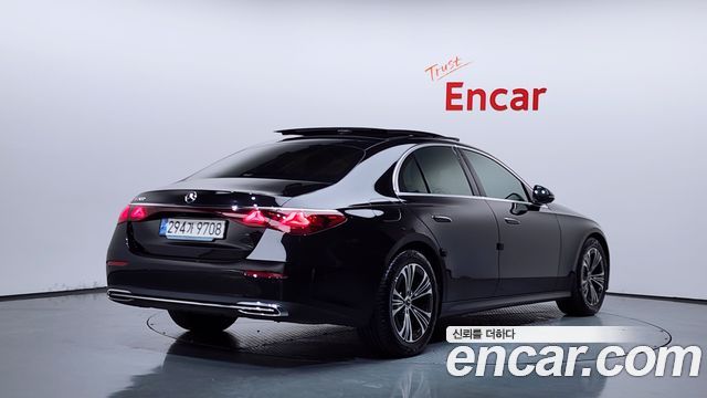 Mercedes-Benz E-Class (W214) E200 Avantgarde 2024 — фото 2