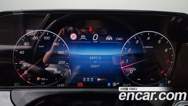 Mercedes-Benz E-Class (W214) E200 Avantgarde 2024 — фото 8