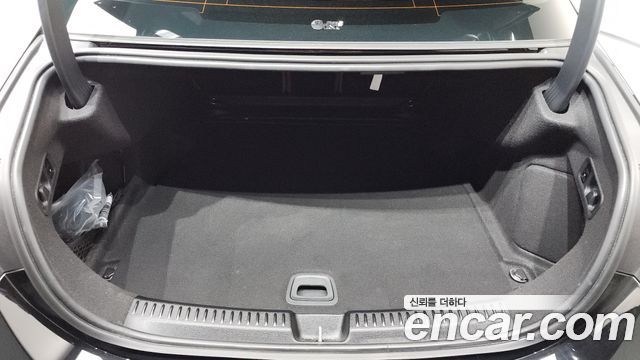 Mercedes-Benz E-Class (W214) E200 Avantgarde 2024 — фото 27