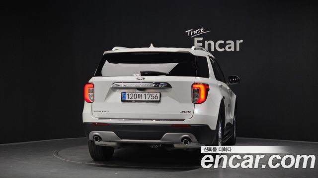 Ford Explorer (VI) 2.3 LimIted 4WD 2021 — фото 4