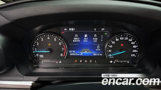 Ford Explorer (VI) 2.3 LimIted 4WD 2021 — фото 8