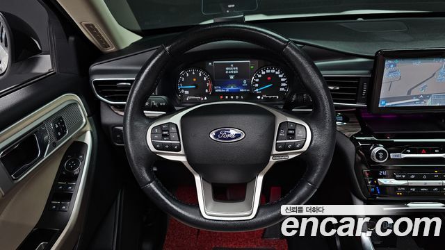 Ford Explorer (VI) 2.3 LimIted 4WD 2021 — фото 13