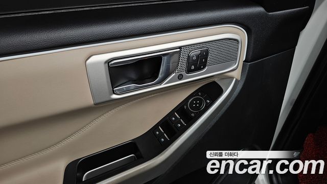Ford Explorer (VI) 2.3 LimIted 4WD 2021 — фото 28