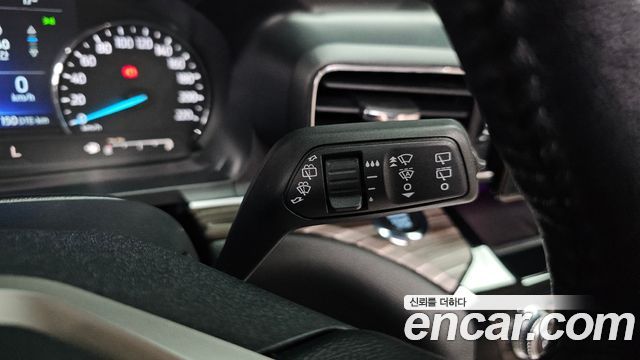 Ford Explorer (VI) 2.3 LimIted 4WD 2021 — фото 32