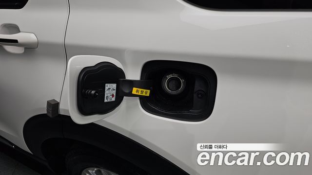 Ford Explorer (VI) 2.3 LimIted 4WD 2021 — фото 39