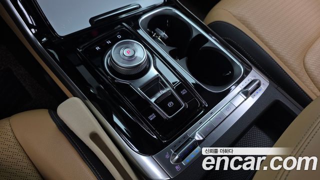 Kia Carnival (IV) Gasoline 9-seater Limousine(Special vehicle) 2023 — фото 9