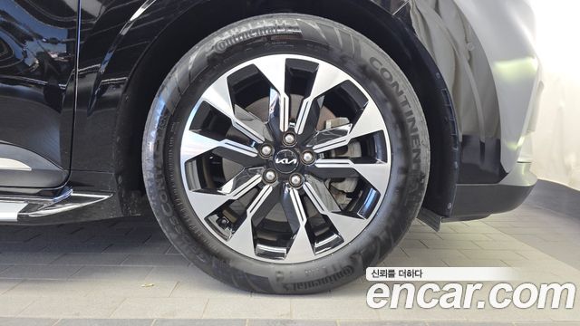 Kia Carnival (IV) Gasoline 9-seater Limousine(Special vehicle) 2023 — фото 21
