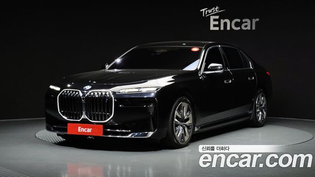 BMW i7 (G70) xDrive 60 Design Pure Excellence