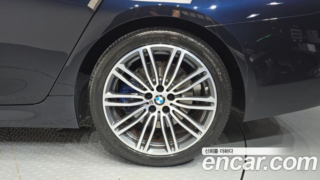 BMW 5 Series (G30) 530i M Sport Package Plus 2020 — фото 27