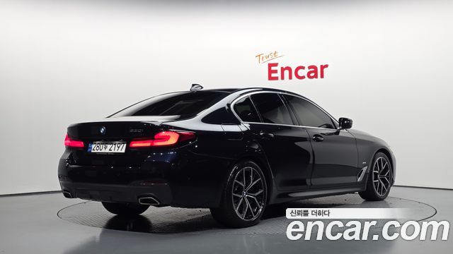 BMW 5 Series (G30) 530i M Sport Package 2023 — фото 2
