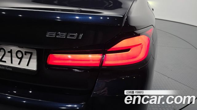 BMW 5 Series (G30) 530i M Sport Package 2023 — фото 29