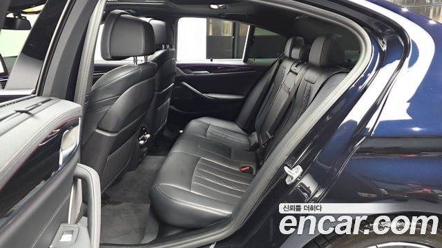 BMW 5 Series (G30) 530i M Sport Package 2023 — фото 32
