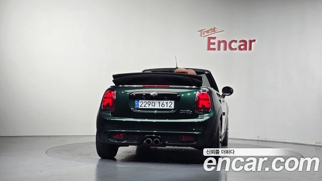 MINI Cooper S Convertible Standard 3rd 2018 — фото 4