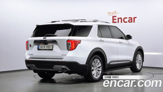 Ford Explorer (VI) 2.3 LimIted 4WD 2021 — фото 2