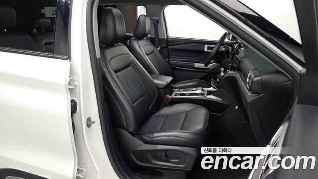 Ford Explorer (VI) 2.3 LimIted 4WD 2021 — фото 15
