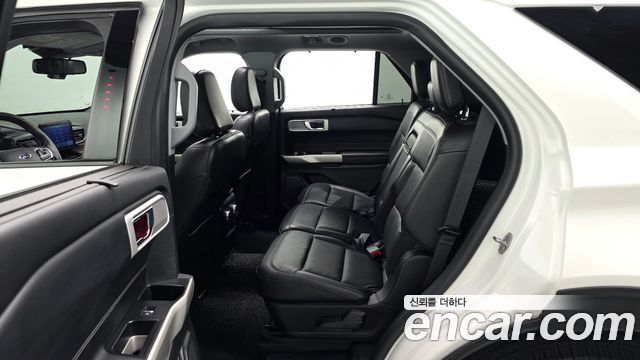 Ford Explorer (VI) 2.3 LimIted 4WD 2021 — фото 16