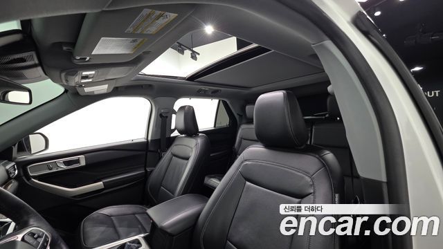 Ford Explorer (VI) 2.3 LimIted 4WD 2021 — фото 19