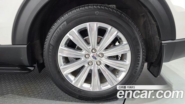 Ford Explorer (VI) 2.3 LimIted 4WD 2021 — фото 27