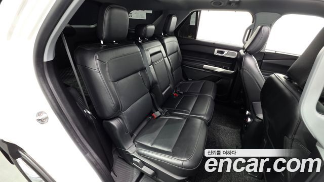 Ford Explorer (VI) 2.3 LimIted 4WD 2021 — фото 32