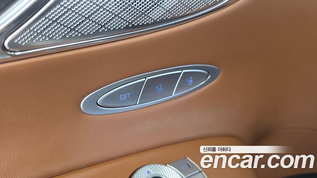 Genesis GV70 2.5T Gasoline AWD 2021 — фото 32