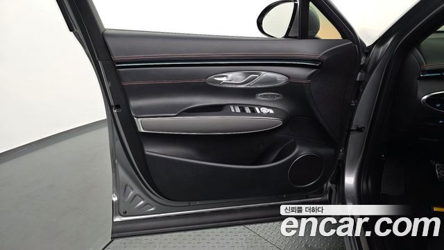 Genesis GV70 3.5T Gasoline AWD 2025 — фото 24