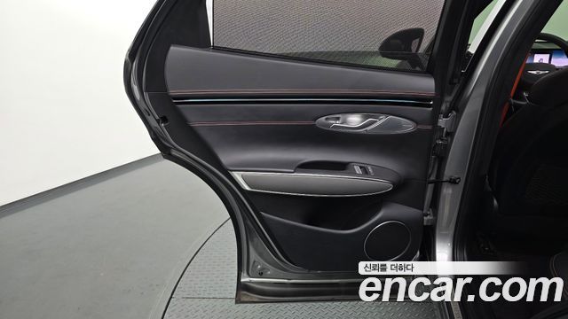 Genesis GV70 3.5T Gasoline AWD 2025 — фото 25