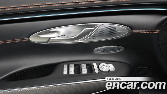Genesis GV70 3.5T Gasoline AWD 2025 — фото 27