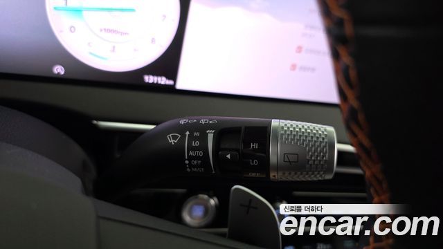 Genesis GV70 3.5T Gasoline AWD 2025 — фото 33