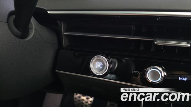 Genesis GV70 3.5T Gasoline AWD 2025 — фото 36