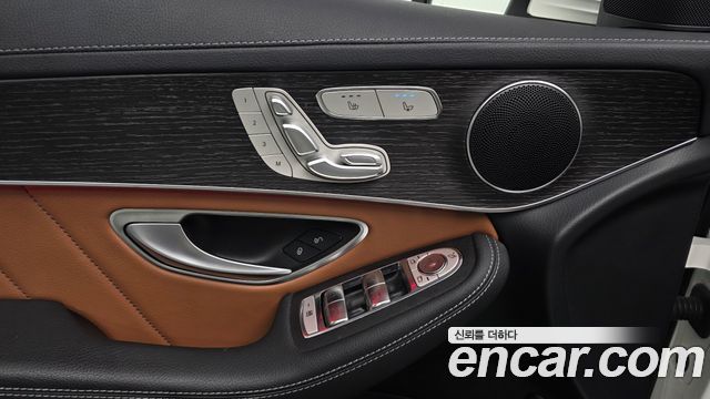 Mercedes-Benz GLC-Class (X253) GLC300 4MATIC 2022 — фото 23