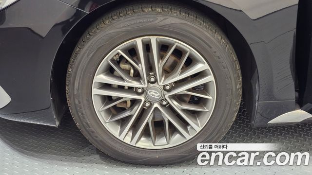 Hyundai Grandeur (IG) 3.0 LPi Modern (Rental Car) 2019 — фото 5