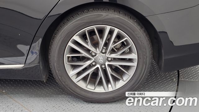 Hyundai Grandeur (IG) 3.0 LPi Modern (Rental Car) 2019 — фото 21