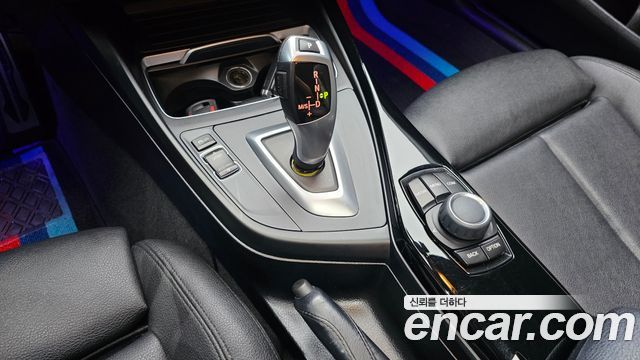 BMW 1 Series (F20) 118d Sport 5Door 2019 — фото 9