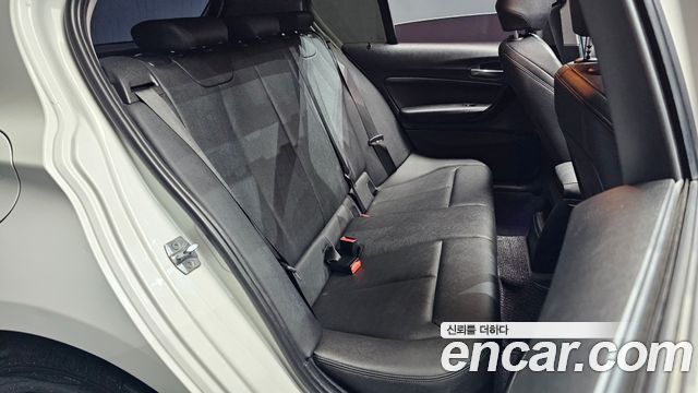 BMW 1 Series (F20) 118d Sport 5Door 2019 — фото 15