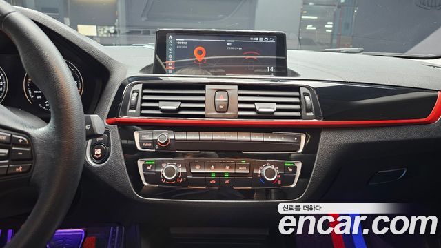 BMW 1 Series (F20) 118d Sport 5Door 2019 — фото 18