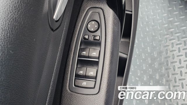 BMW 1 Series (F20) 118d Sport 5Door 2019 — фото 21