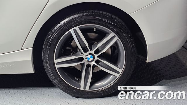 BMW 1 Series (F20) 118d Sport 5Door 2019 — фото 27