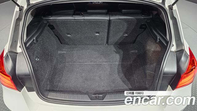 BMW 1 Series (F20) 118d Sport 5Door 2019 — фото 37