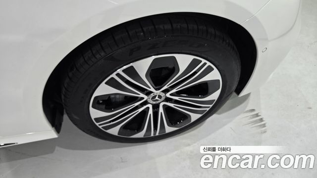 Mercedes-Benz E-Class (W214) E350e 4MATIC 2026 — фото 5