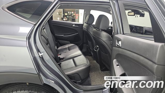 Hyundai Tucson Gasoline 1.6 turbo 2WD Modern 2019 — фото 16